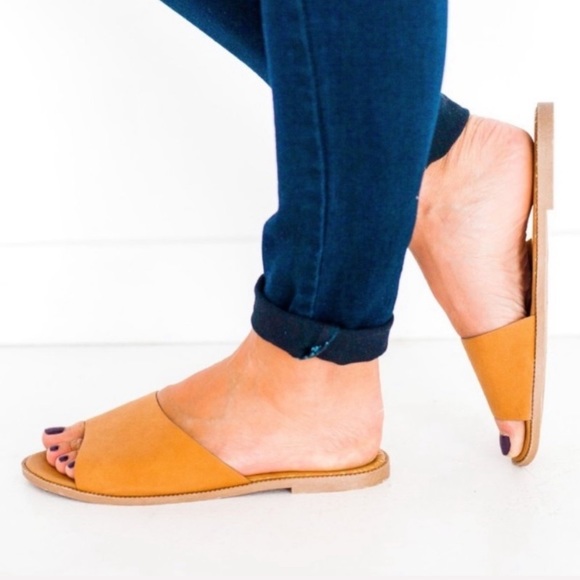 Qupid Shoes - Tan Slide Sandals
